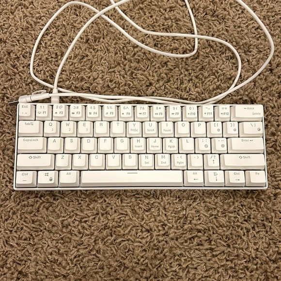 Royal Kludge RK61 keyboard - Picture 2 of 3